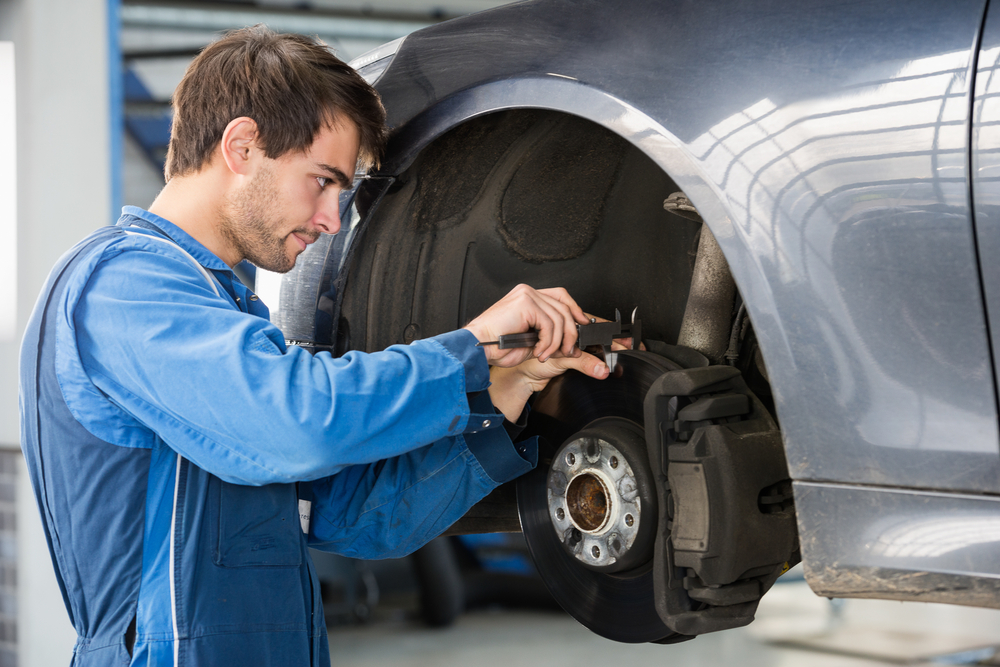 Brake liquid cleaning and brake fluid change